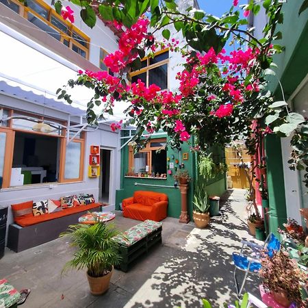 Nomads Hostel Multicultural & Coworking Салвадор Екстер'єр фото
