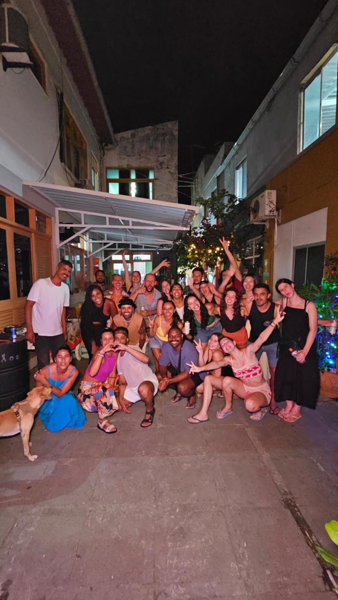 Nomads Hostel Multicultural & Coworking Салвадор Екстер'єр фото