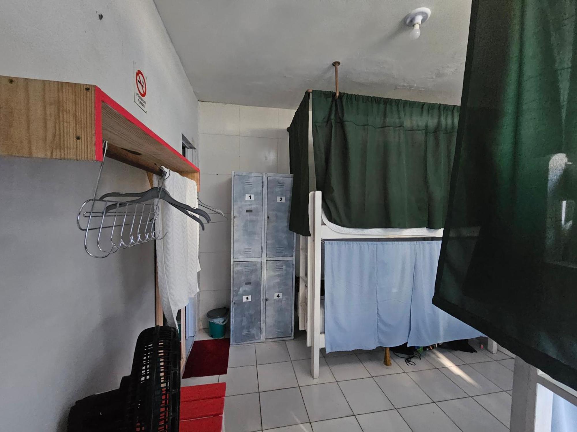 Nomads Hostel Multicultural & Coworking Салвадор Екстер'єр фото